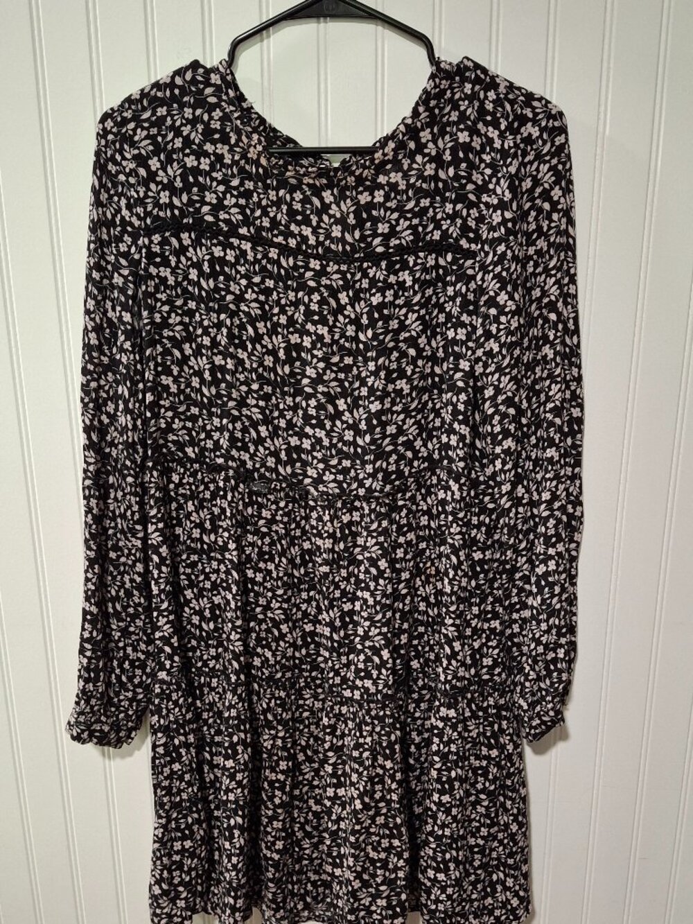 Knox Rose XS Mini Dress Long Sleeves Off White Black Flowers Boho